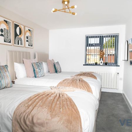 New 5 X Luxury Apartments In Derby, Ideal For Individuals, Couples, Business Or Corporate Guests, Close To Rolls Royce, Donington Park, East Midlands Airport Buitenkant foto