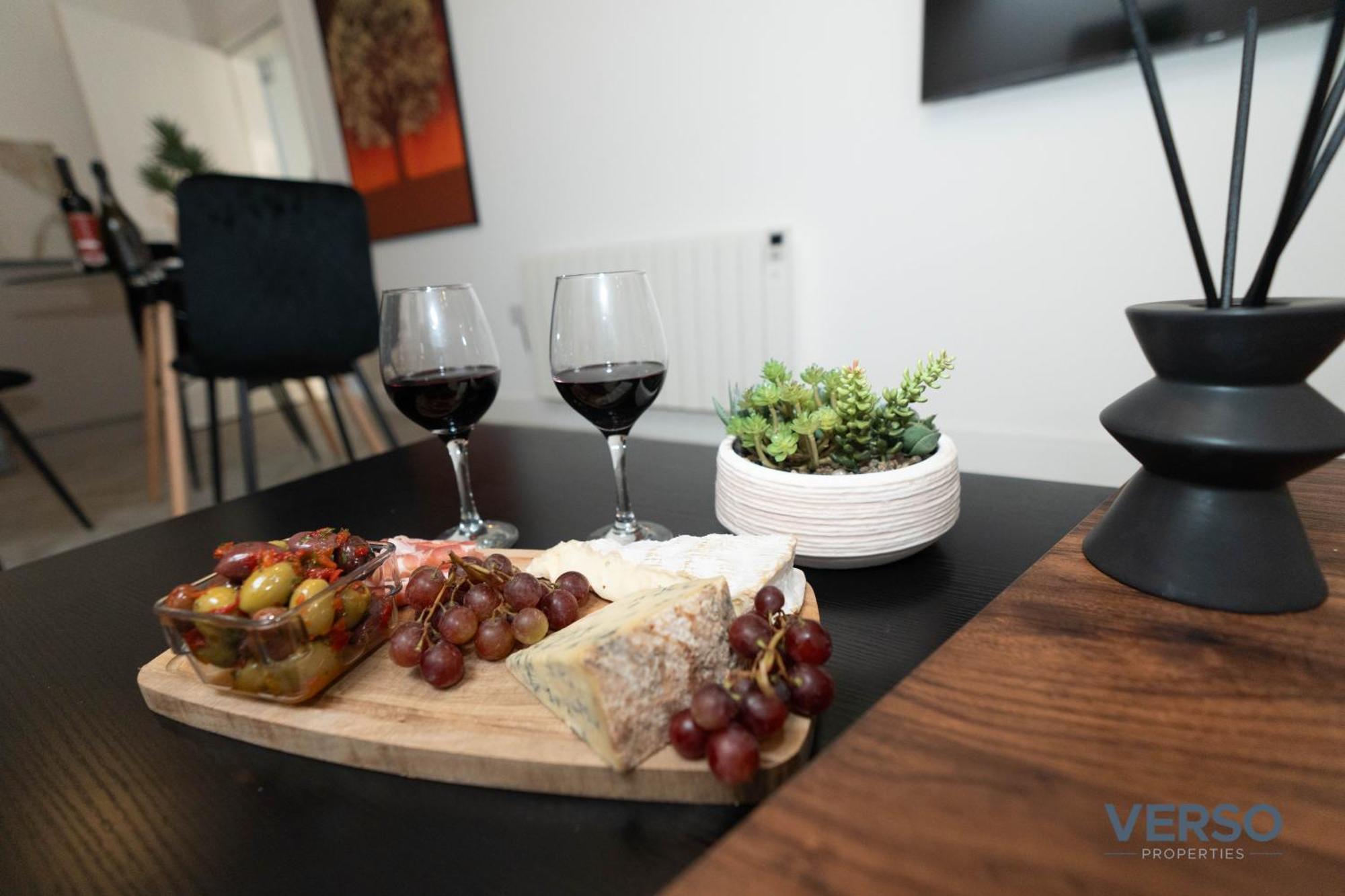 New 5 X Luxury Apartments In Derby, Ideal For Individuals, Couples, Business Or Corporate Guests, Close To Rolls Royce, Donington Park, East Midlands Airport Buitenkant foto