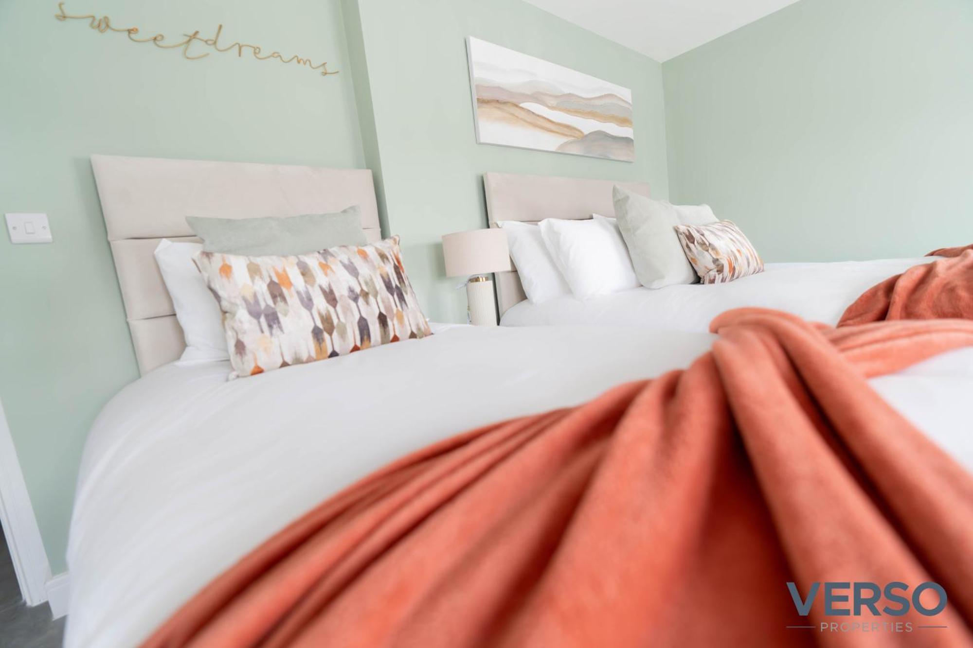 New 5 X Luxury Apartments In Derby, Ideal For Individuals, Couples, Business Or Corporate Guests, Close To Rolls Royce, Donington Park, East Midlands Airport Buitenkant foto